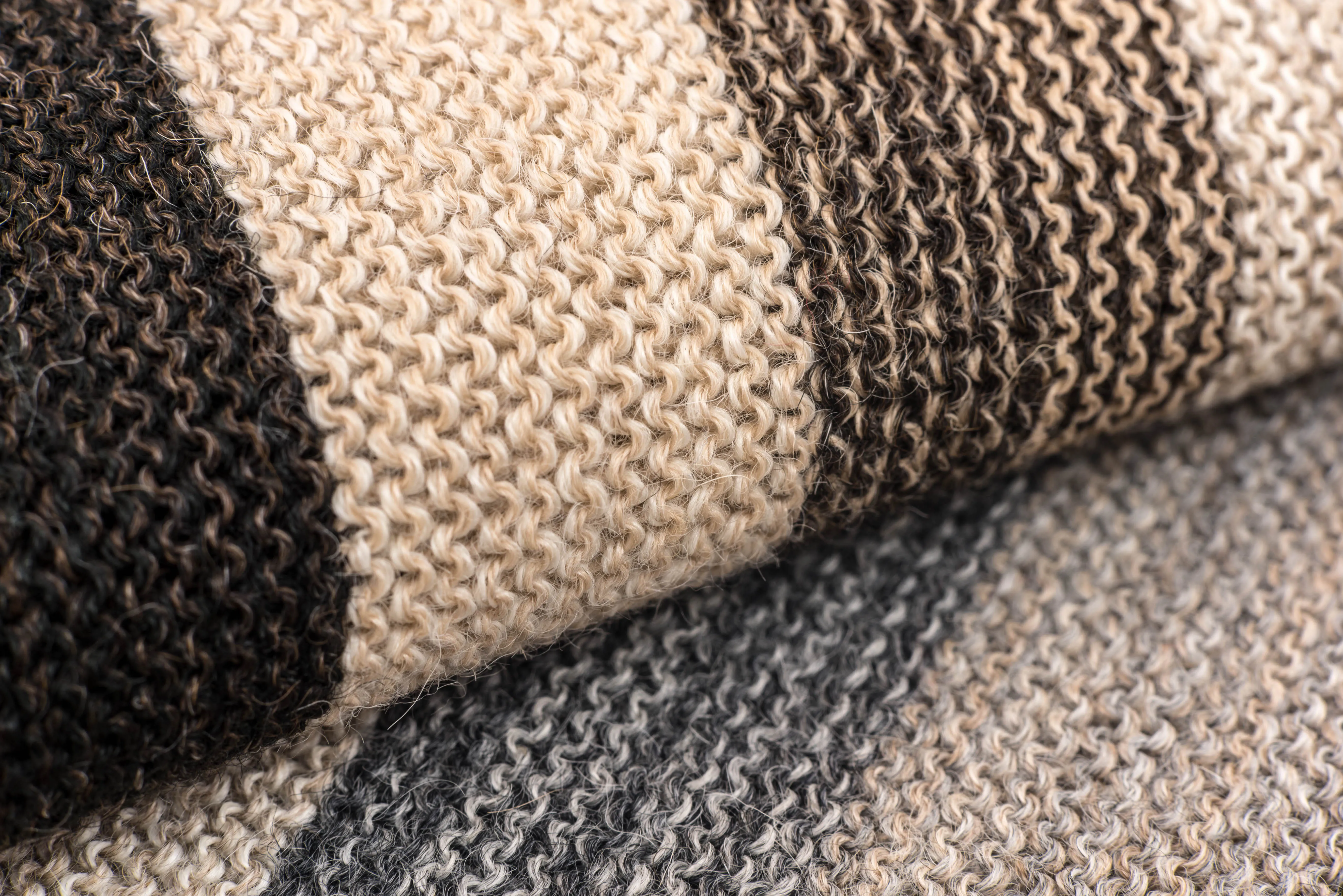 100% Alpaca Wool Fuego Pattern Scarf