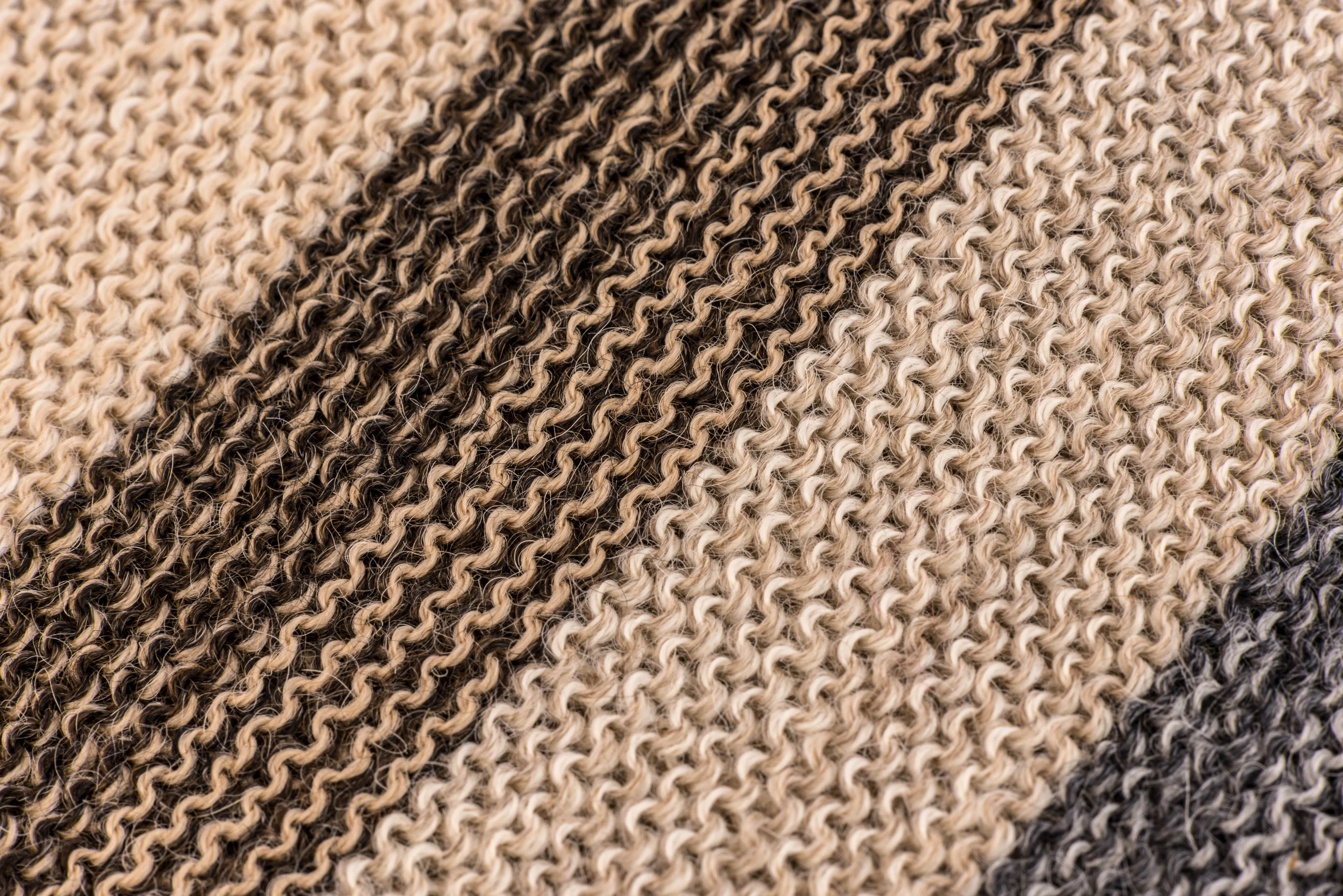 100% Alpaca Wool Fuego Pattern Scarf