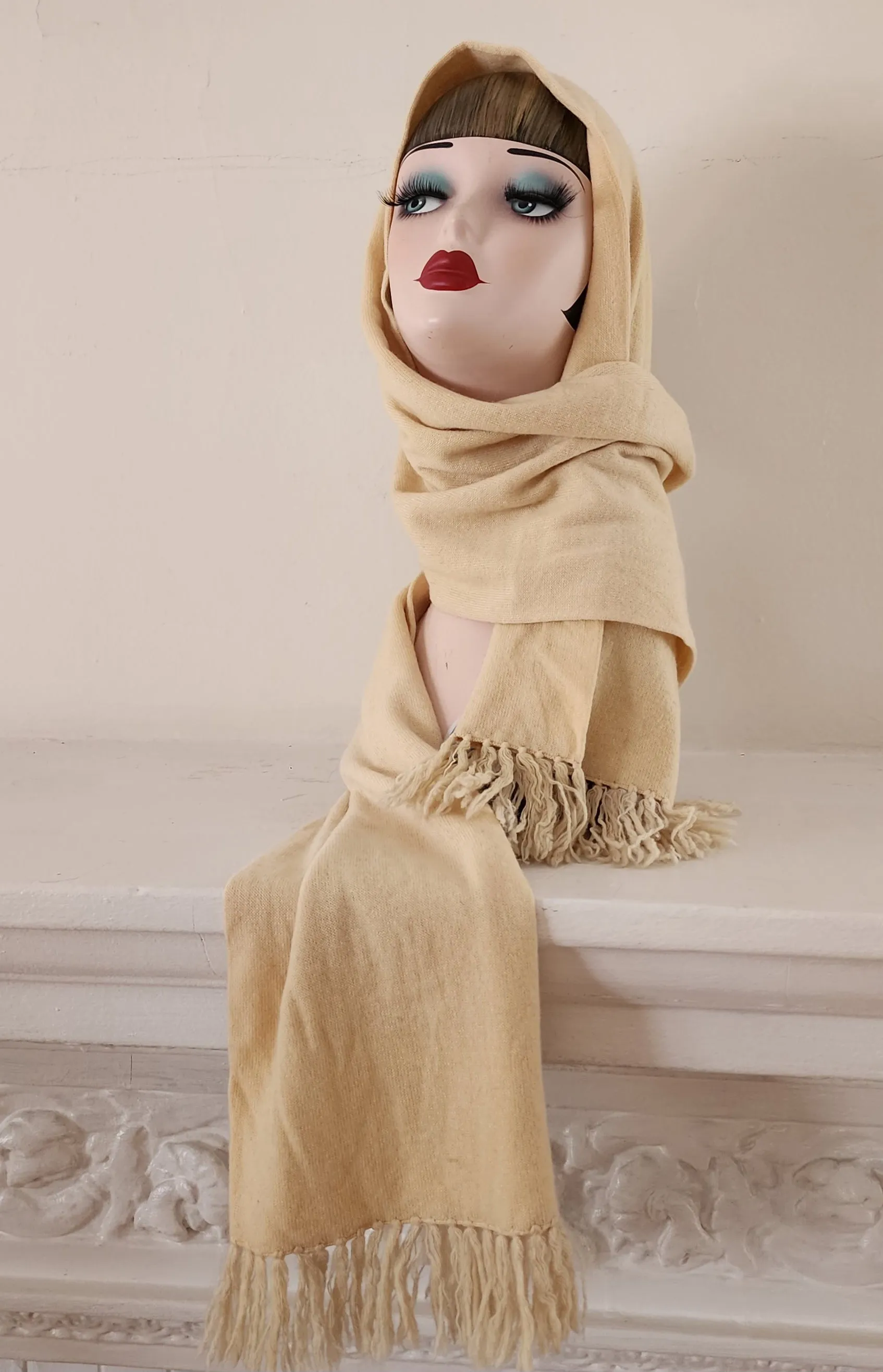 1970s Halston Scarf in Cream Cashmere Wool, Fringed