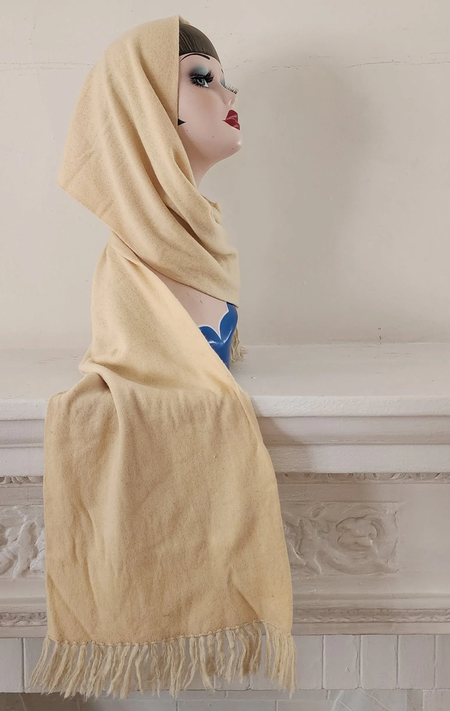 1970s Halston Scarf in Cream Cashmere Wool, Fringed
