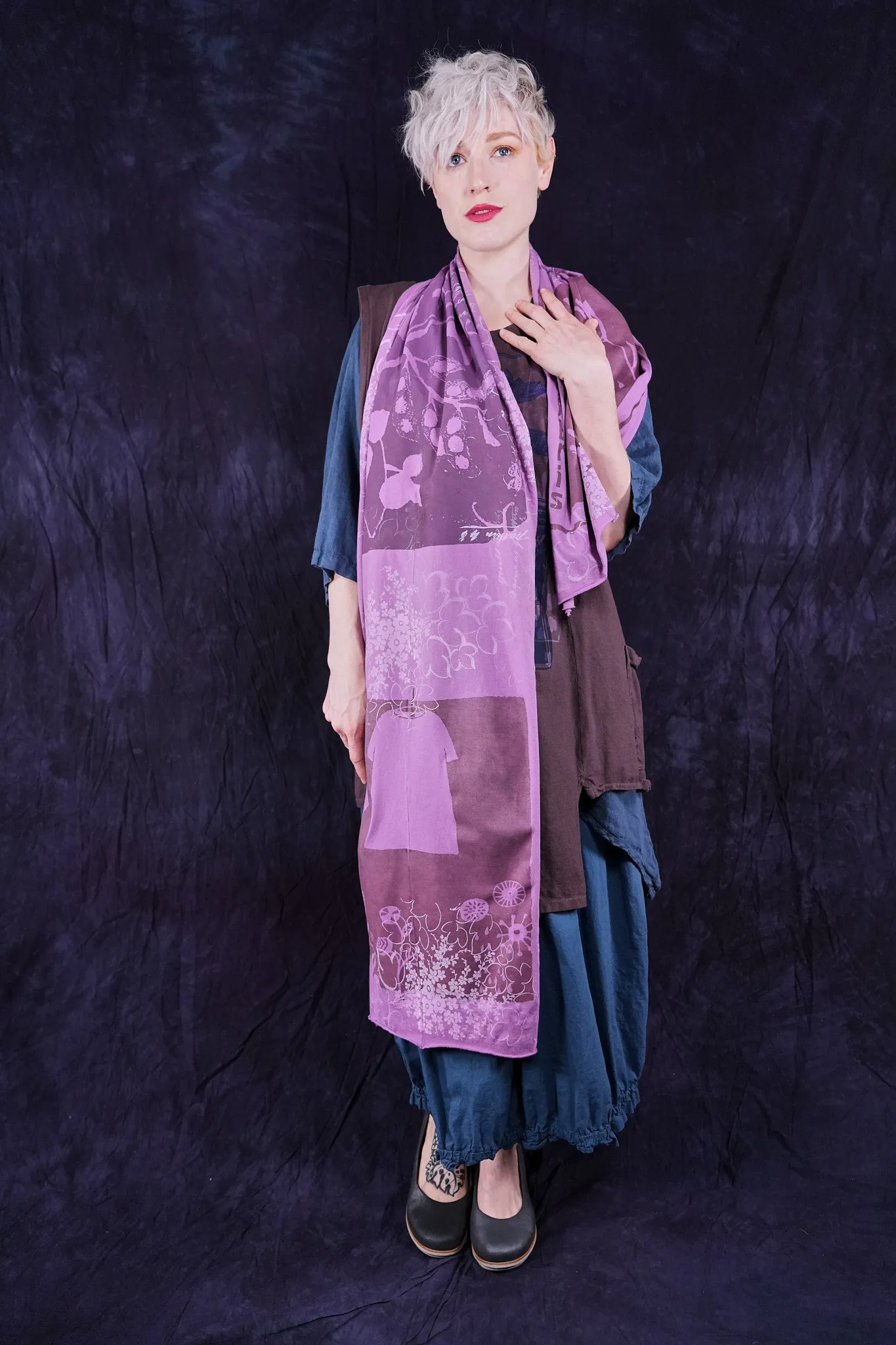 8161 Hand Printed Organic Scarf Orchid-P