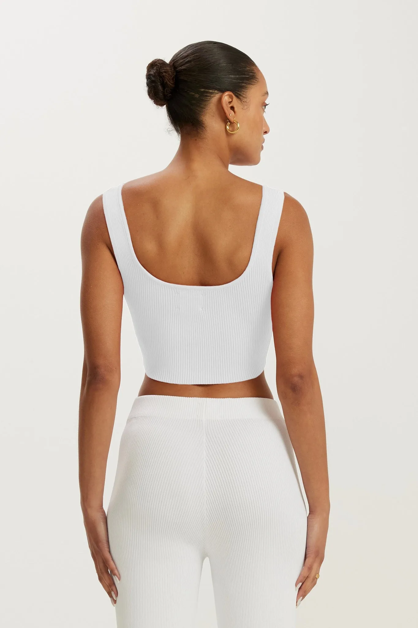 Amelia Rib V-Tank