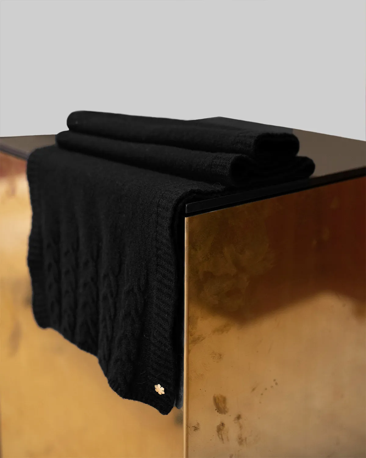 ARIE SCARF - WOOL