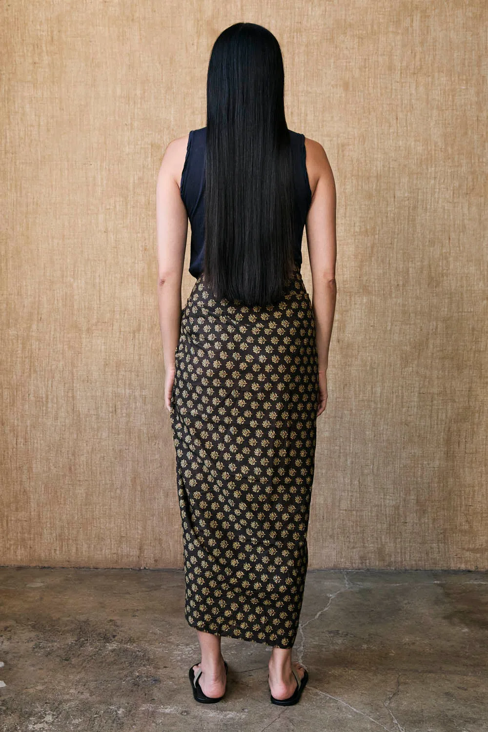 Astrid Sarong in Midnight Brown