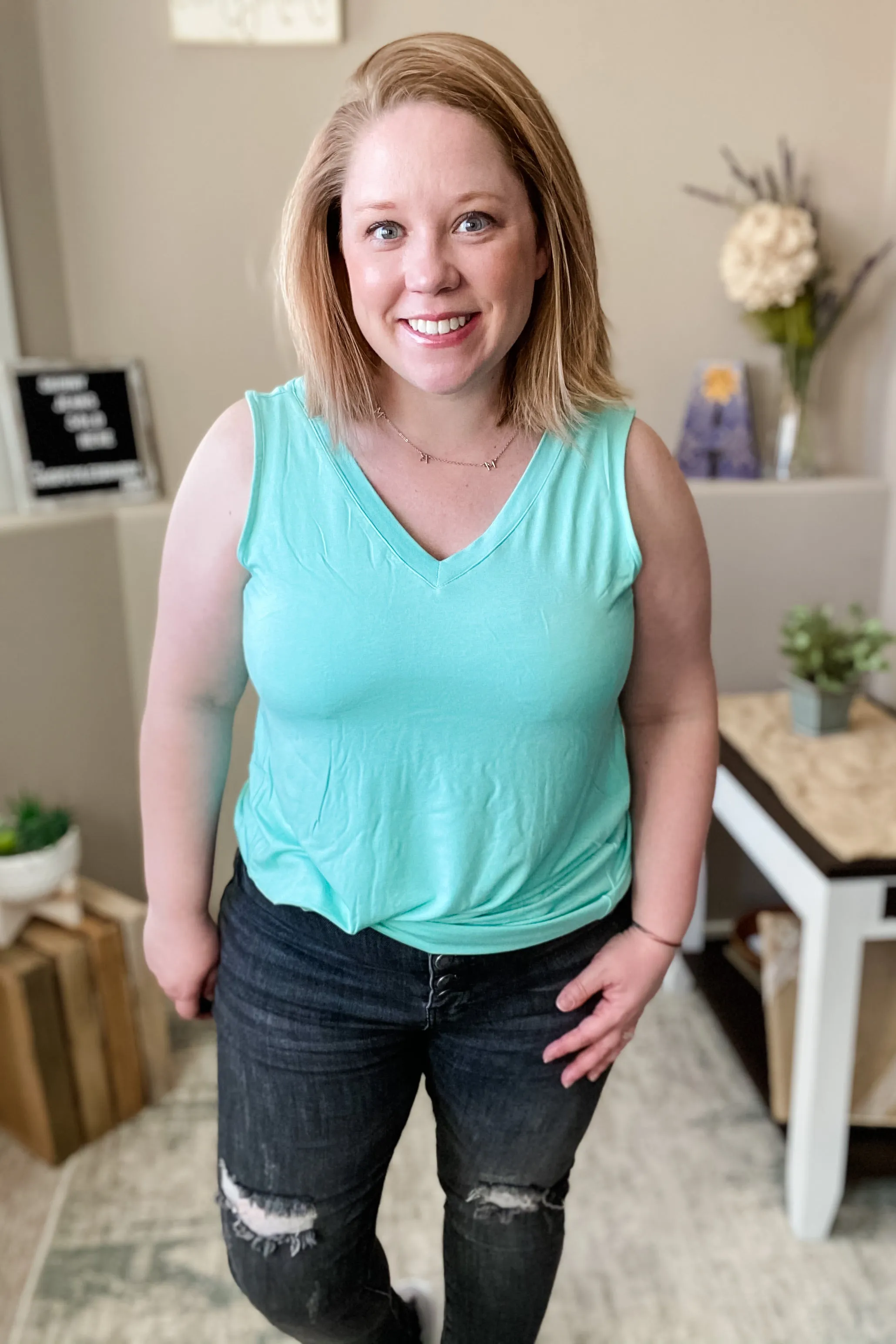 Basic B Sleeveless Tank in Mint