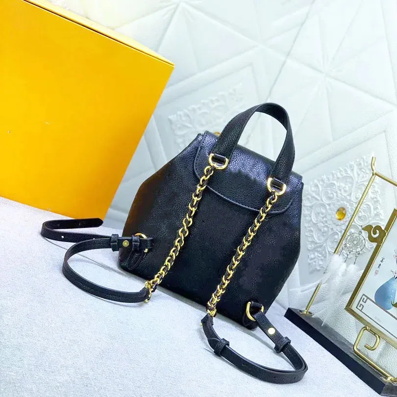 Book Bags Backup Designer Luxury Backpack Designer Handbagjx Genuine Leather Women's Cute Backpack Letter Embossed Magnetic Buckle Flip Open Fashion Bag New Models