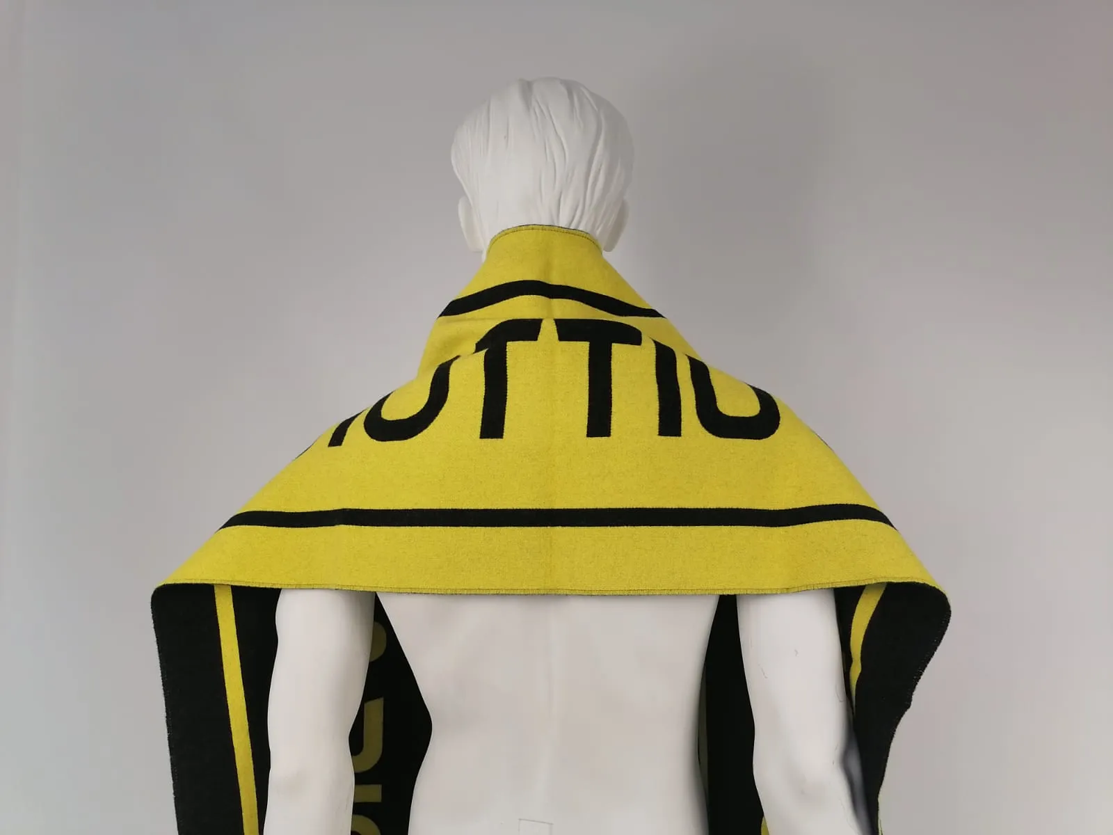 City Gravity Scarf