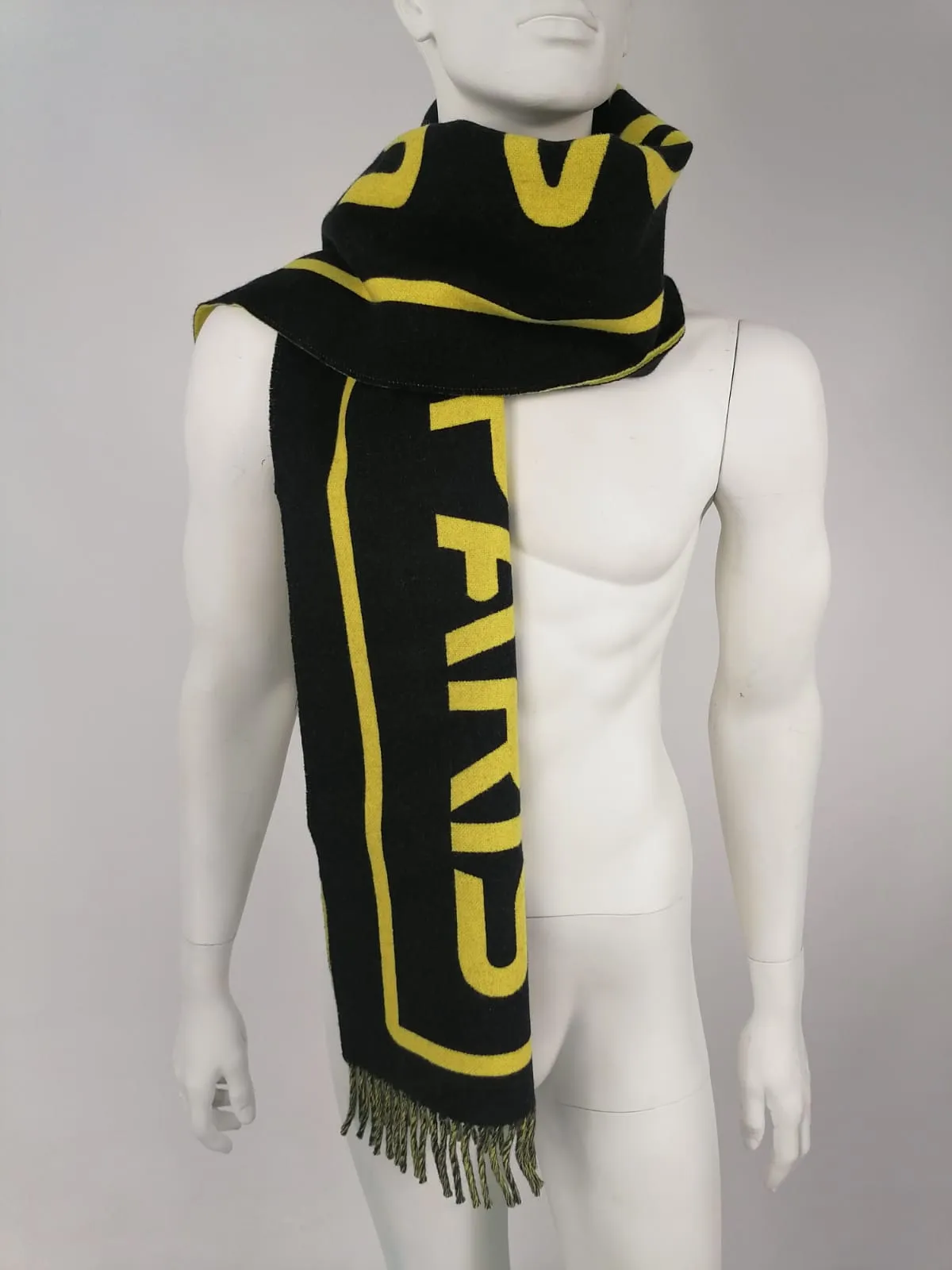 City Gravity Scarf