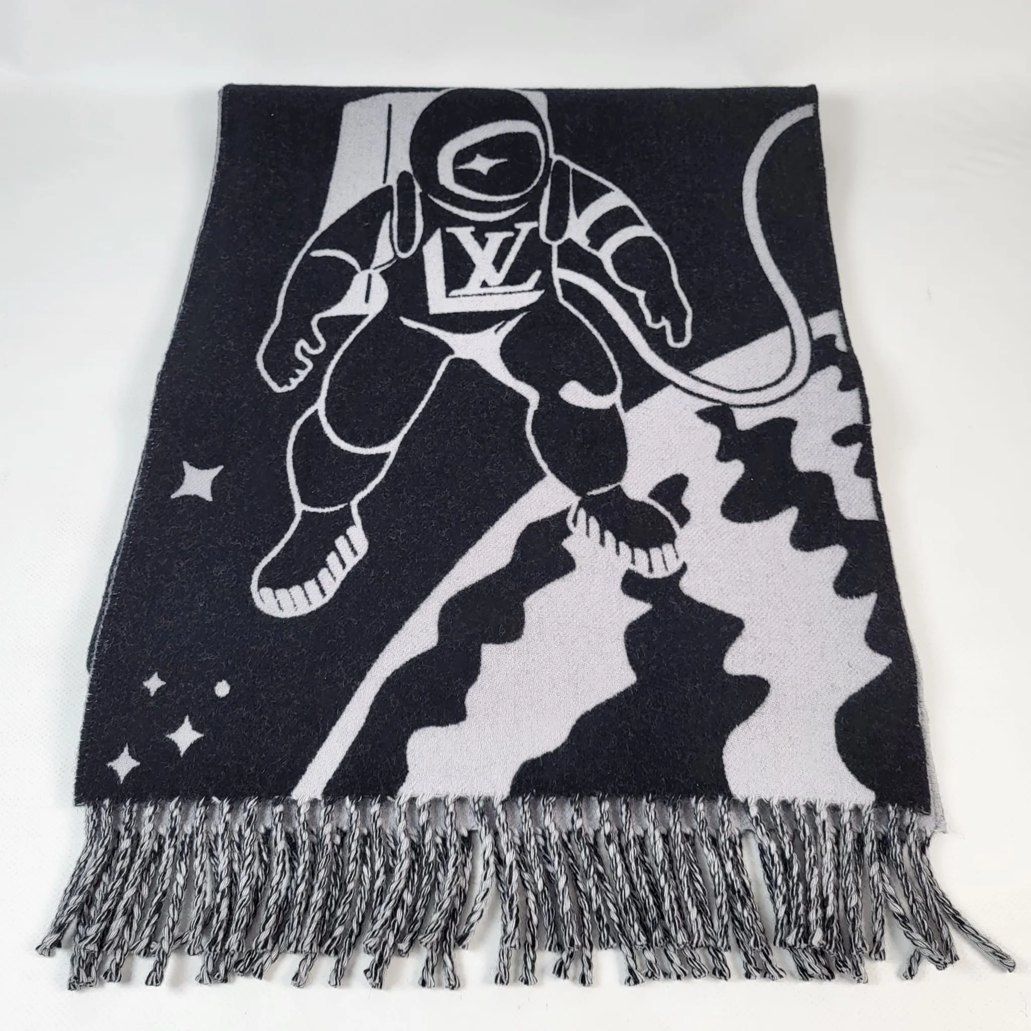 City LV Satellite Scarf