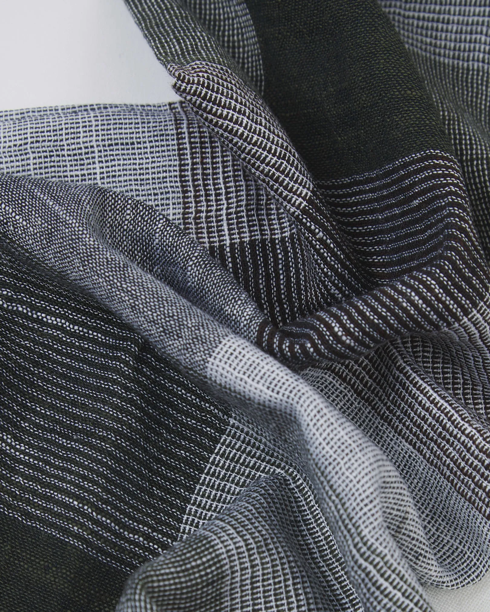 Cotton Scarf in Grey & White - The Livingstone