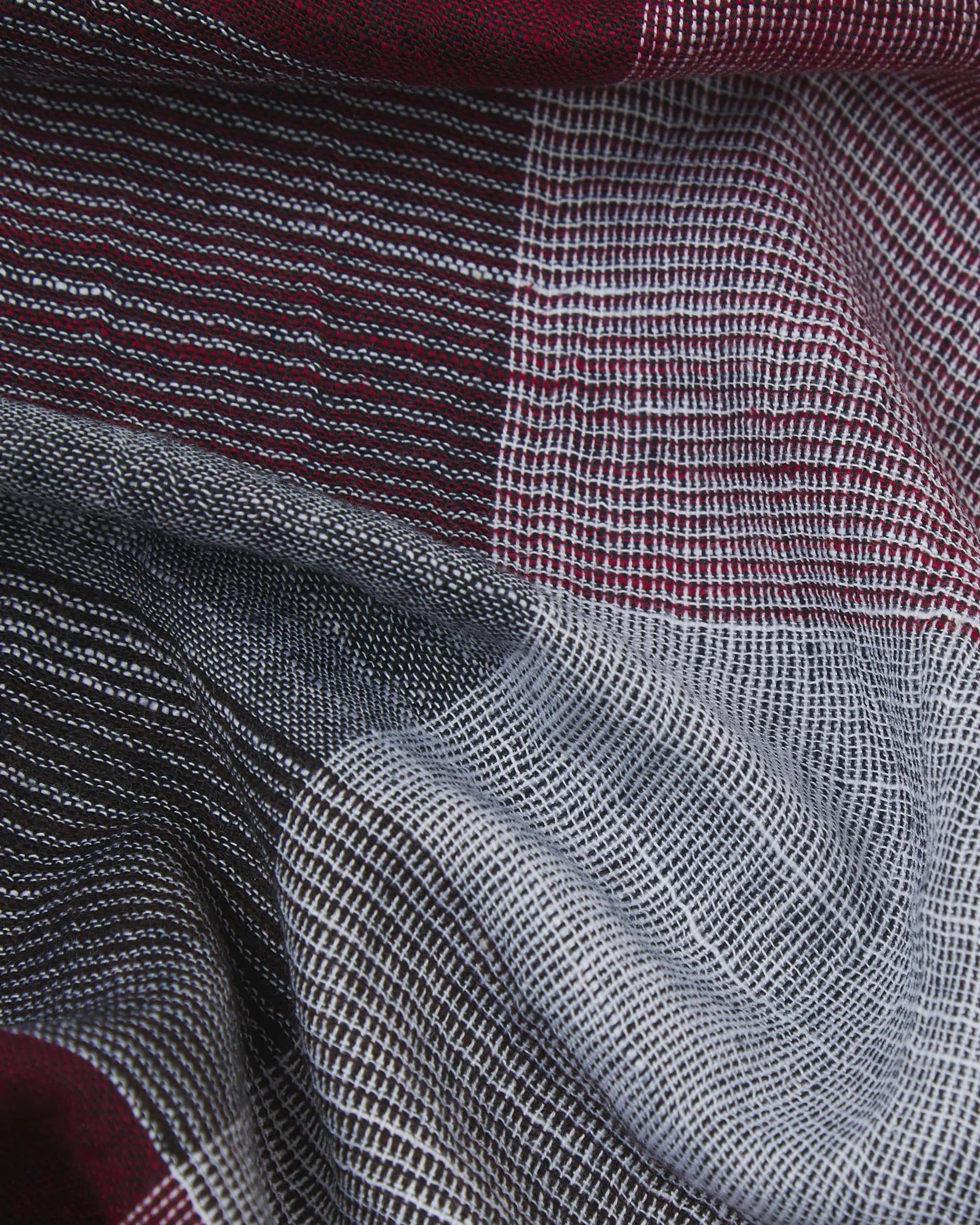 Cotton Scarf in Red & Grey - The Fiennes