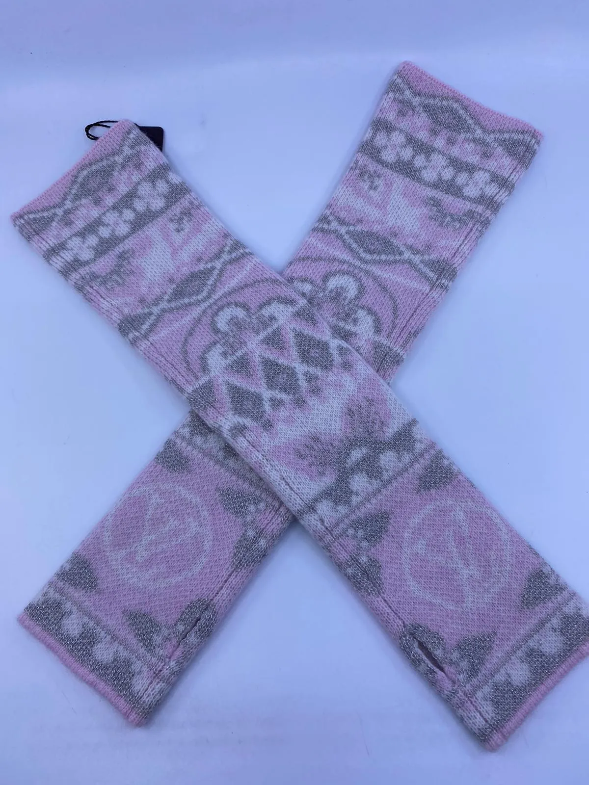 Esquimonogram Arm Warmers