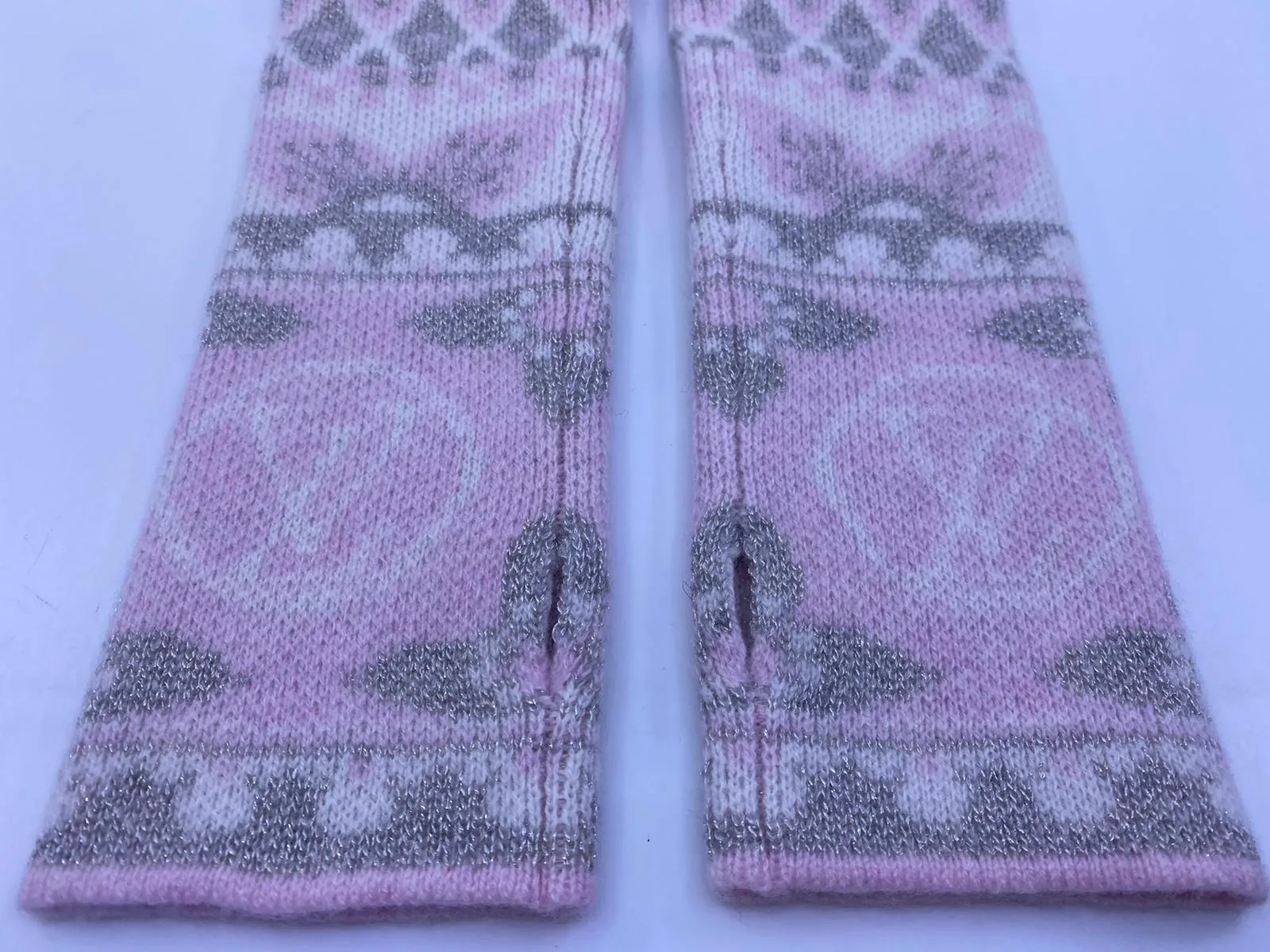 Esquimonogram Arm Warmers