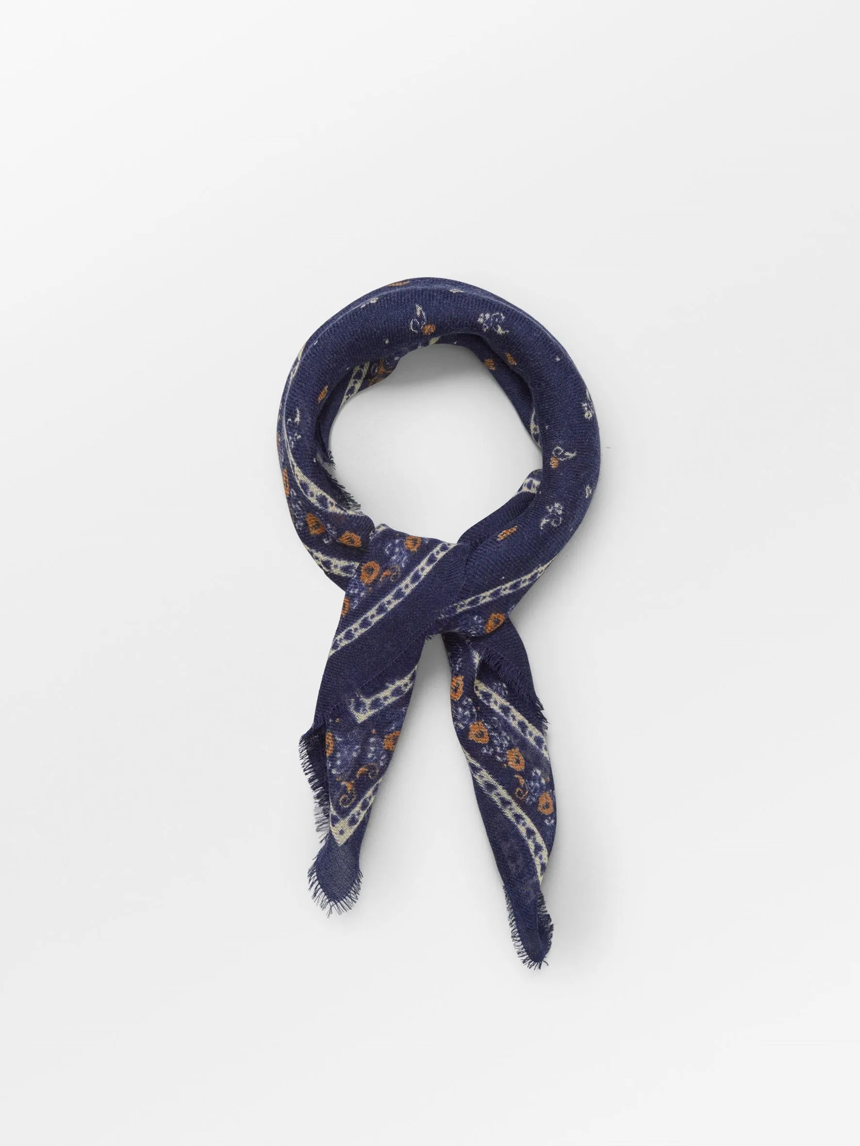Floaisley Wica Scarf