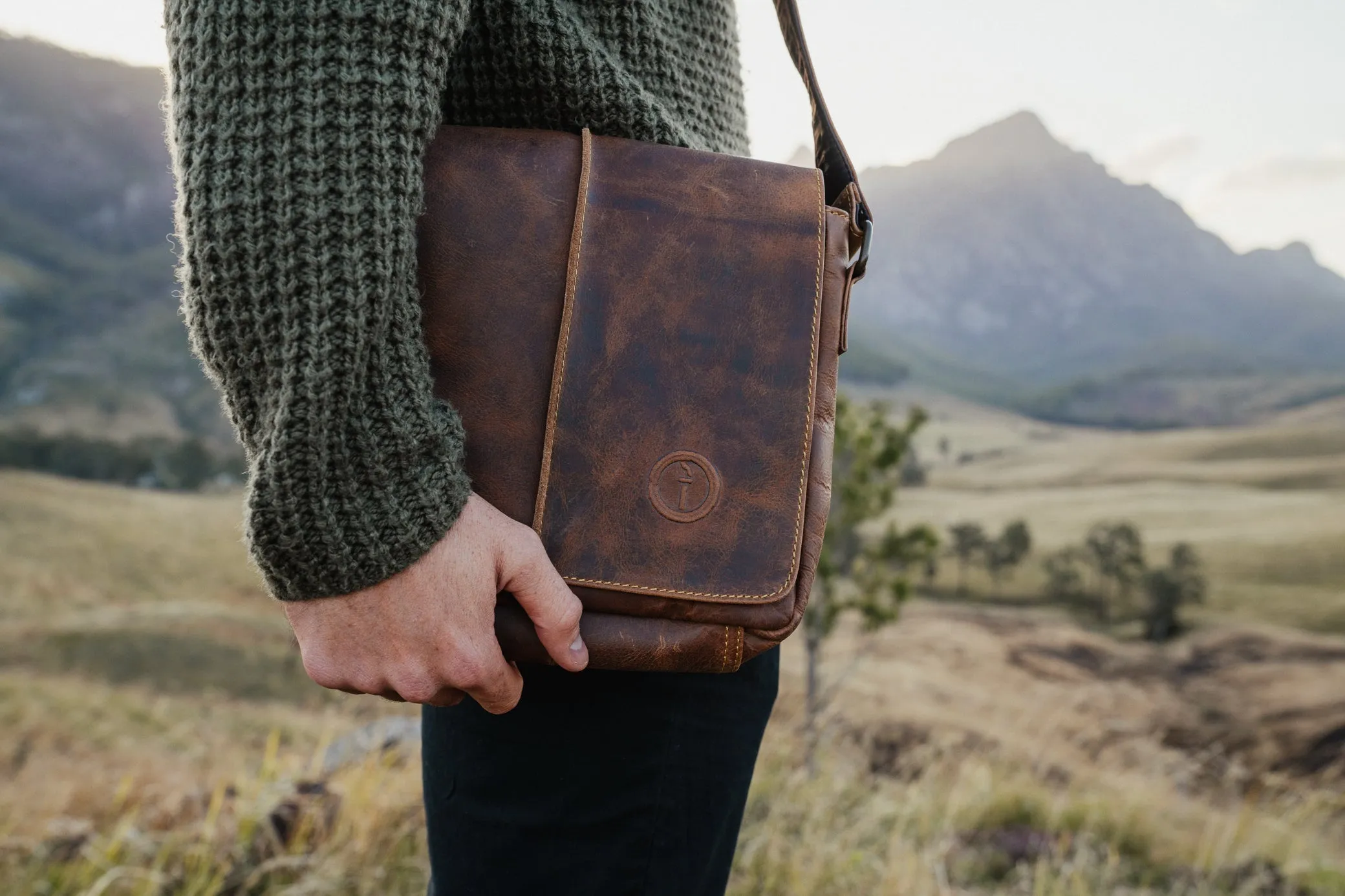 Leather Messenger Bag - Wanderer - Regular