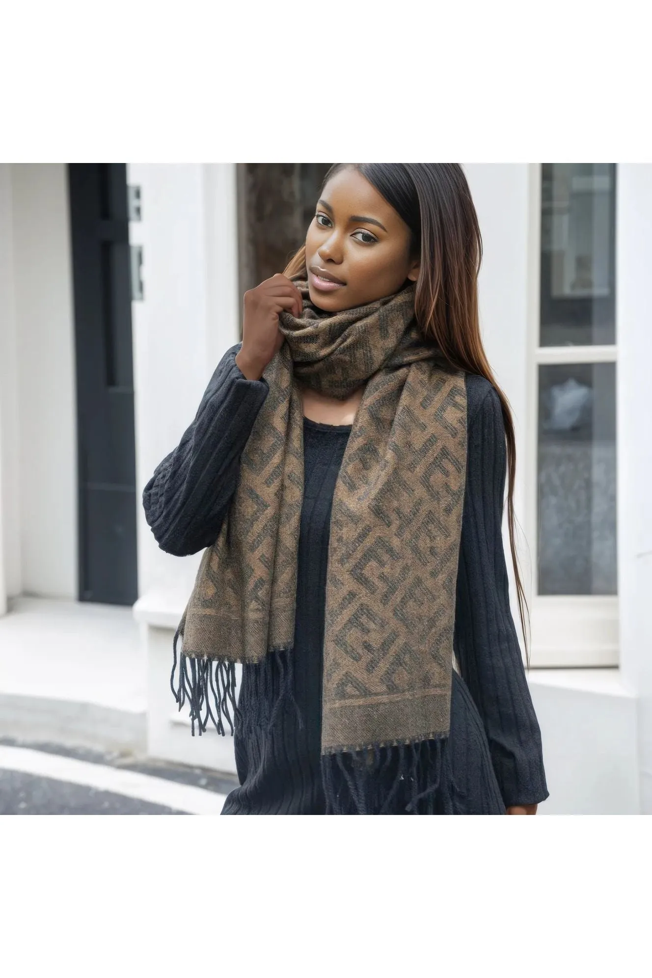 Maze Blanket Tassel Scarf