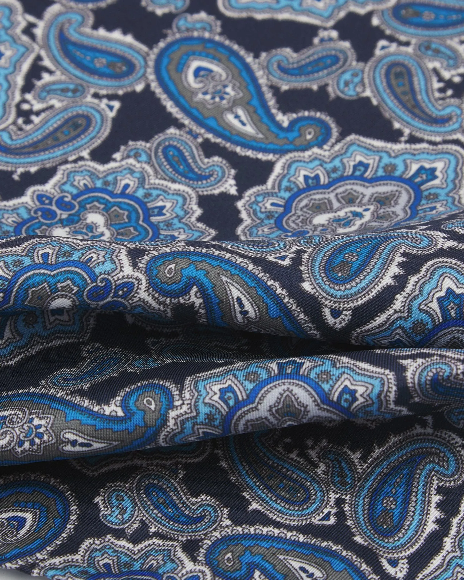 Men's Silk Paisley Pocket Square - The DeZon