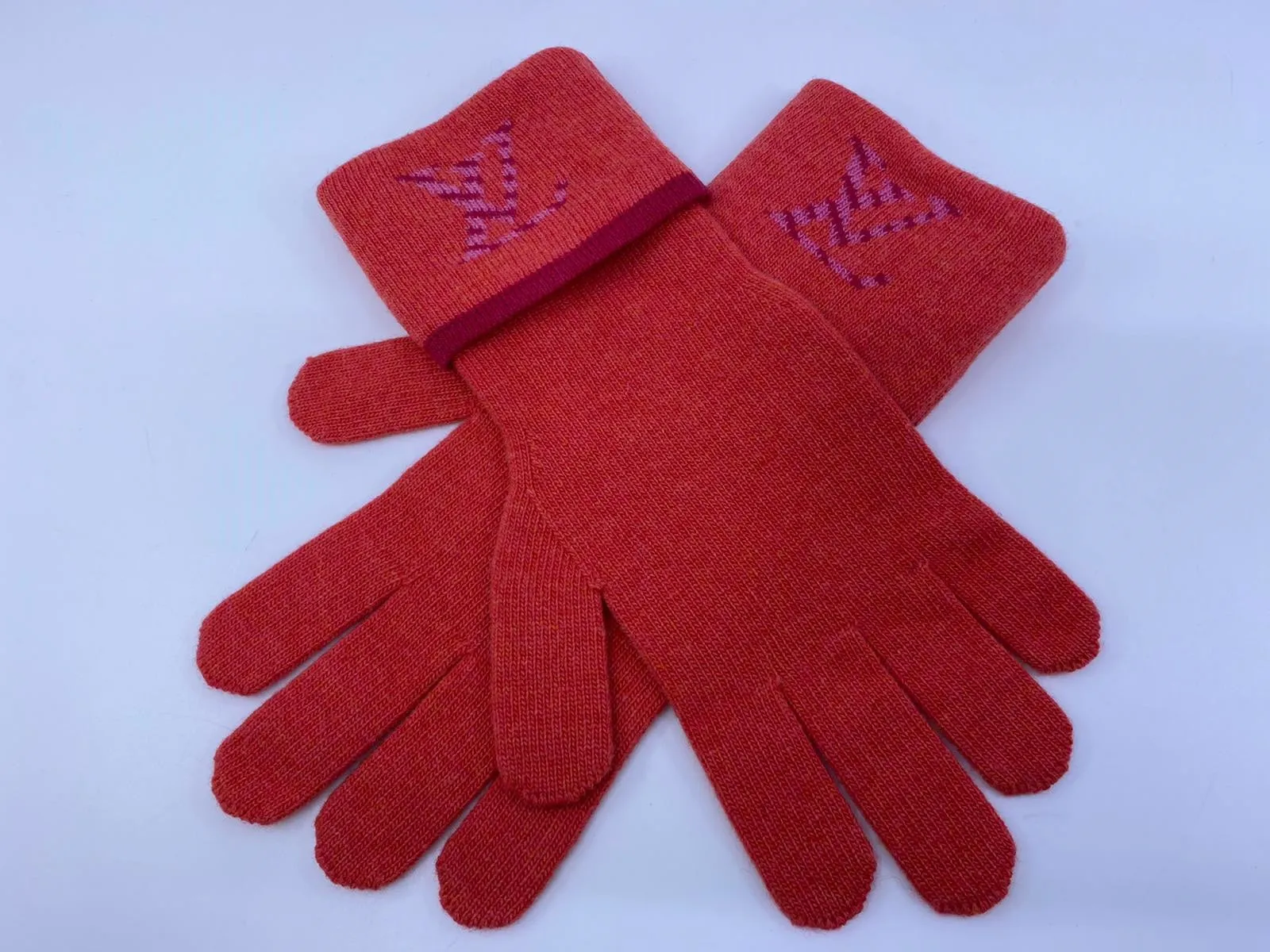 Monogram Pop Gloves