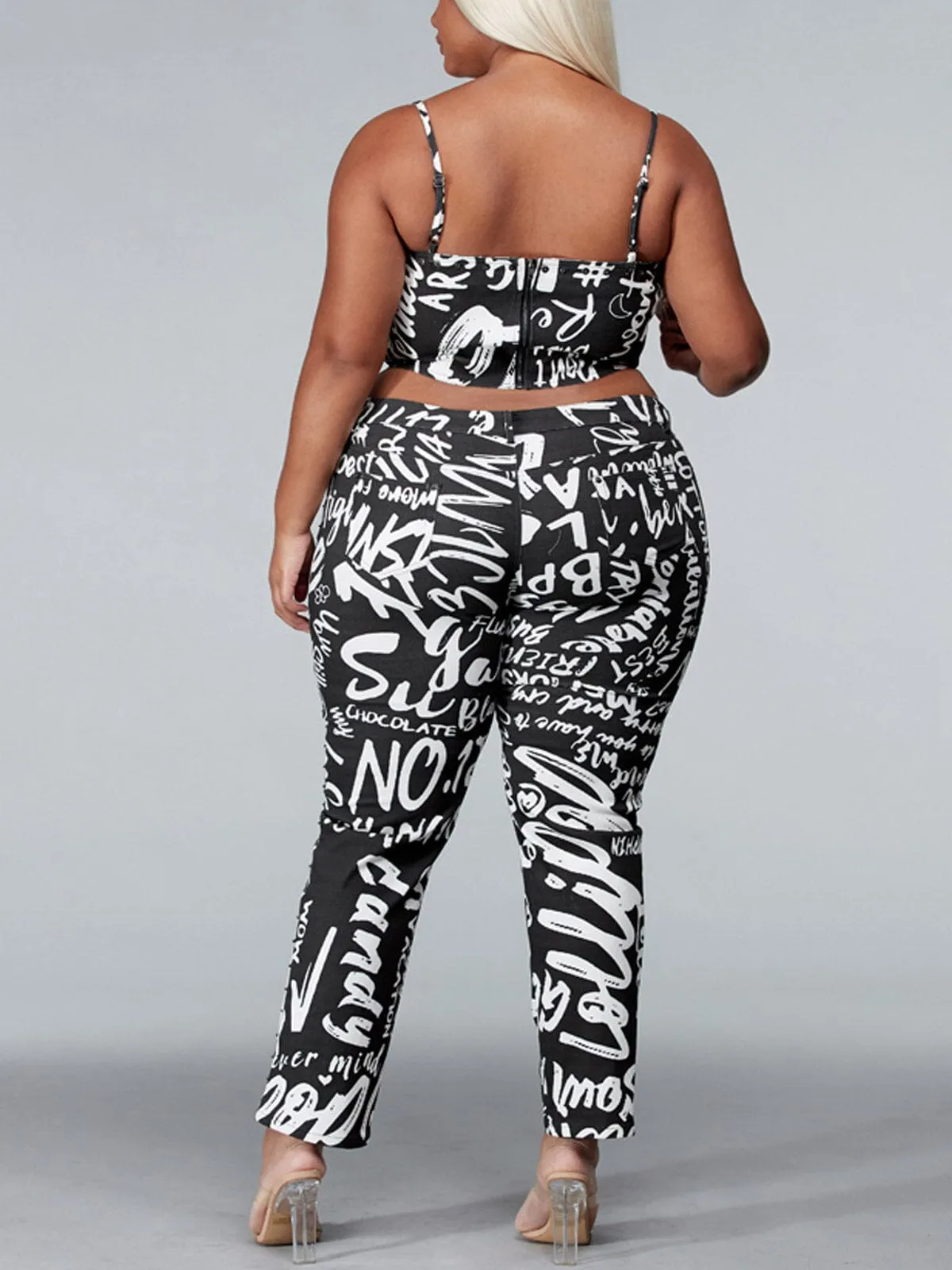 PLUS SIZE SLEEVELESS 2PC. TOP & PANTS GRAPHIC DENIM SET