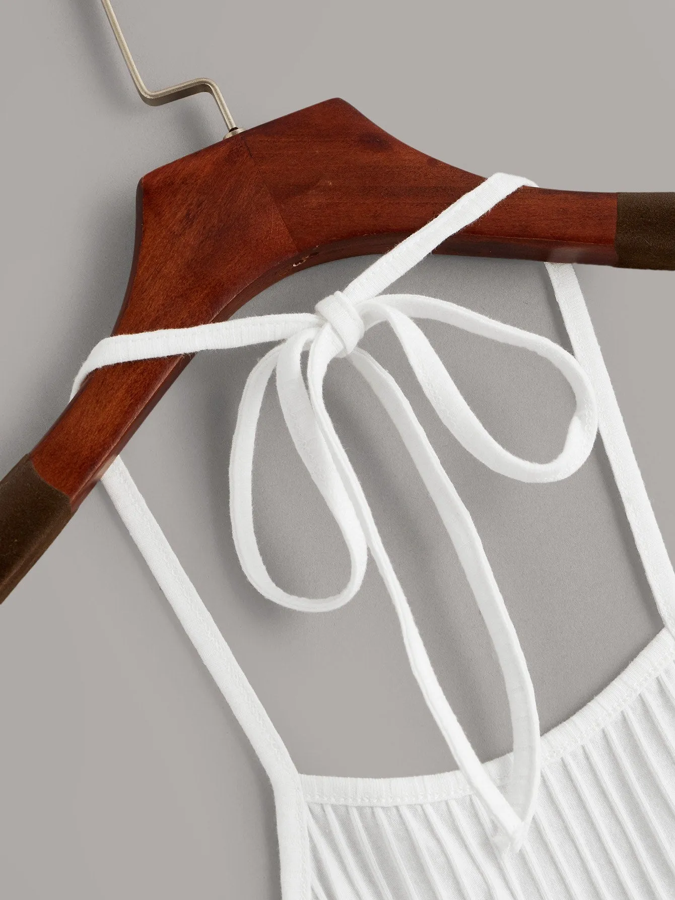 Qutie Solid Rib-knit Halter Top