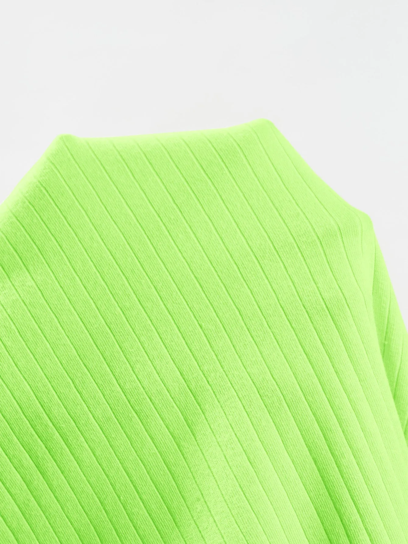 Qutie Solid Rib-knit Halter Top