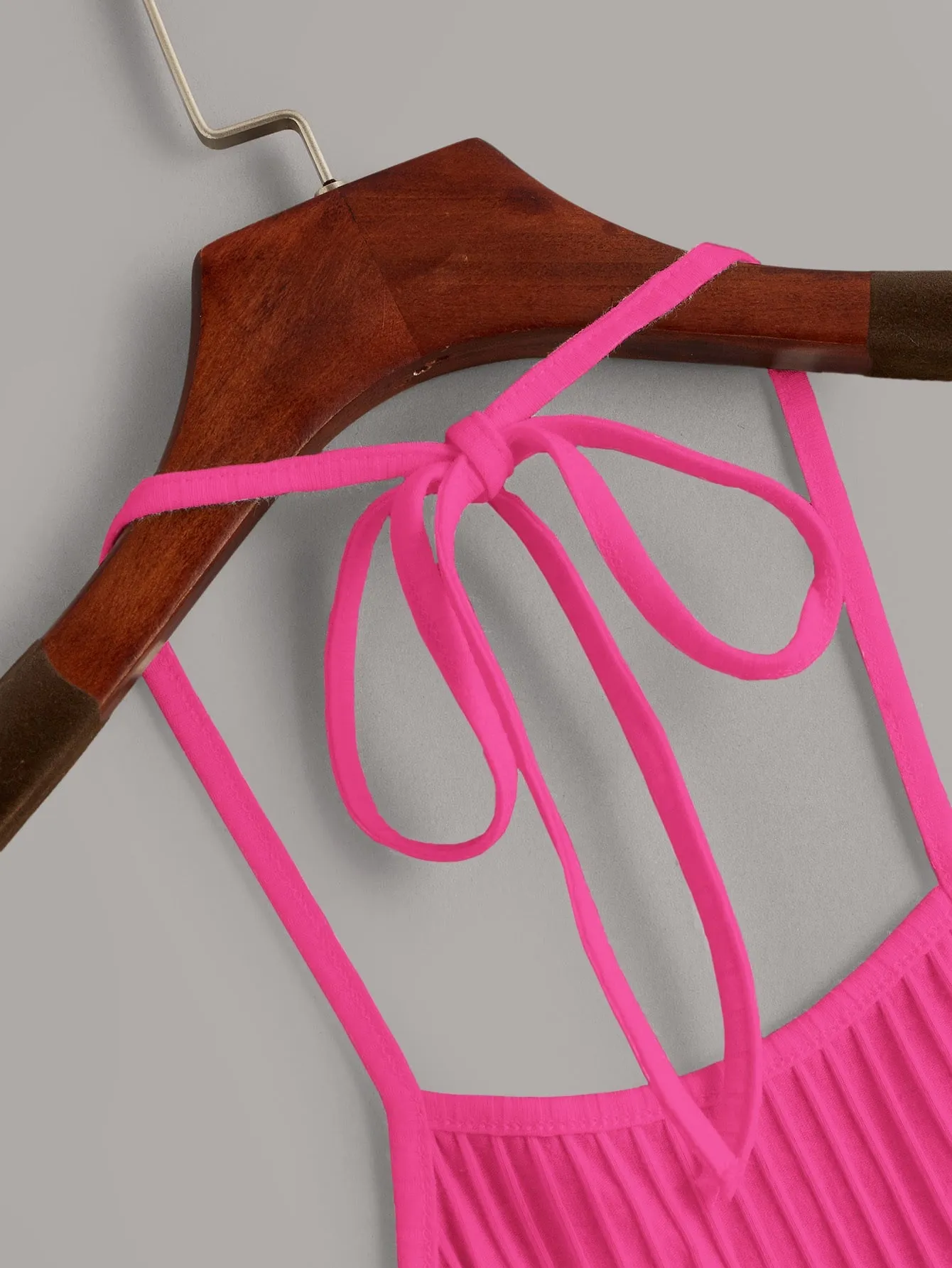 Qutie Solid Rib-knit Halter Top