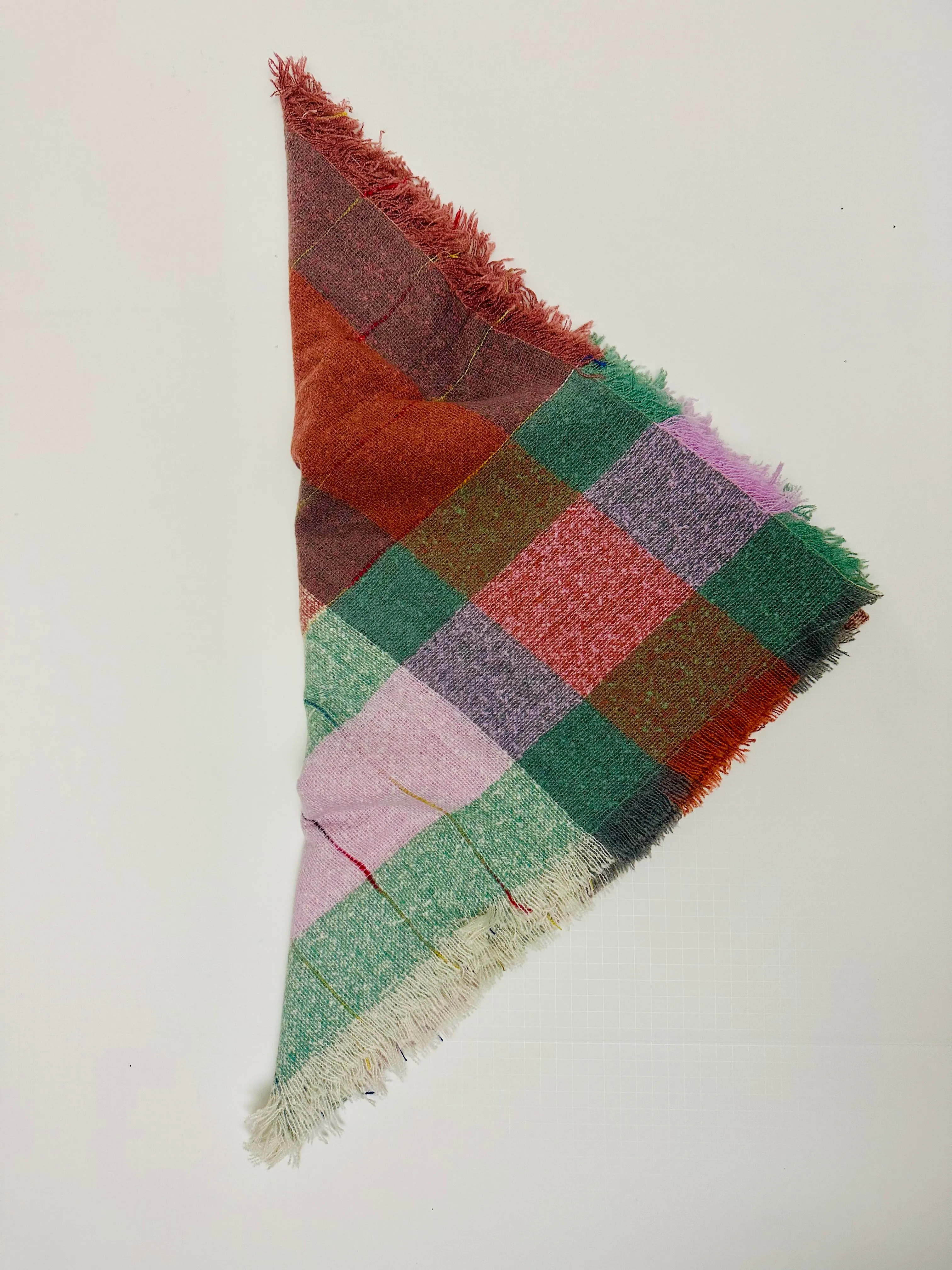 SC31 PASTEL PLAID SQUARE SCARF