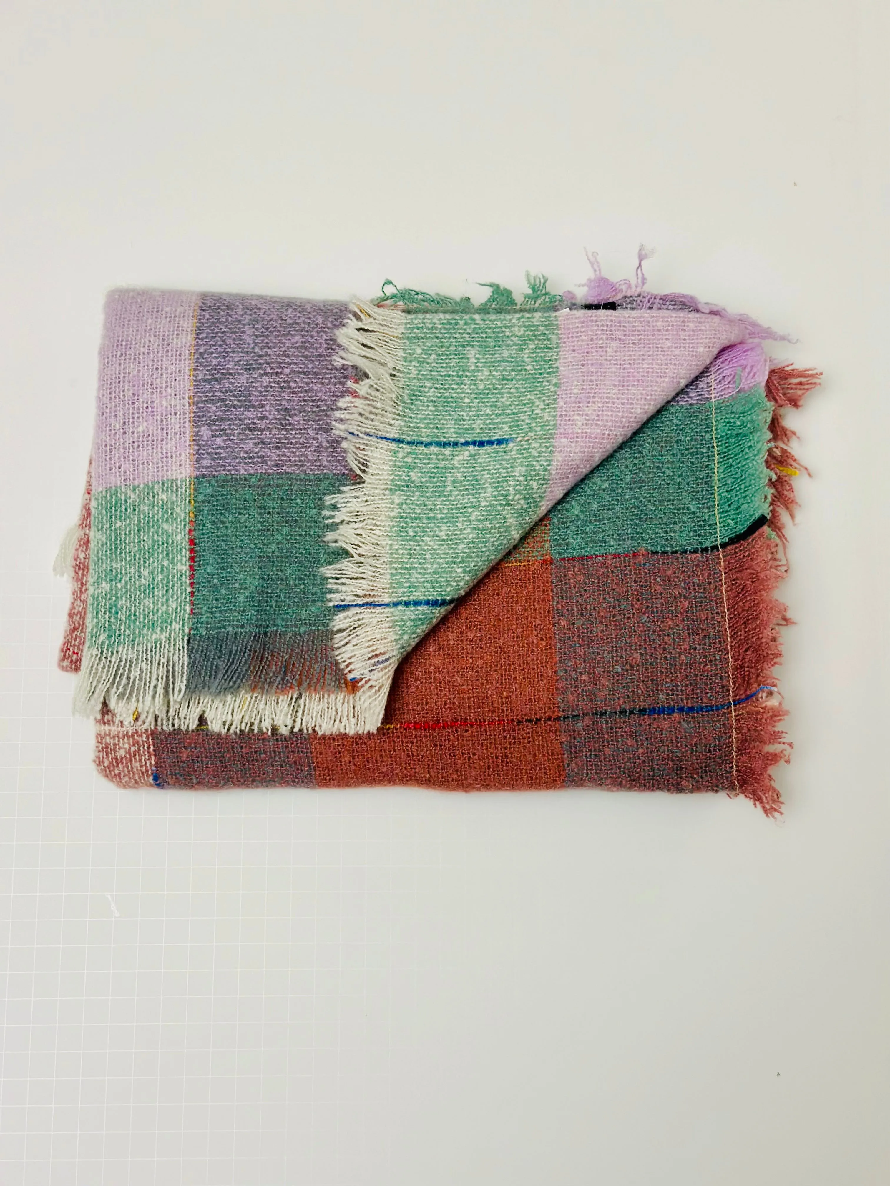 SC31 PASTEL PLAID SQUARE SCARF