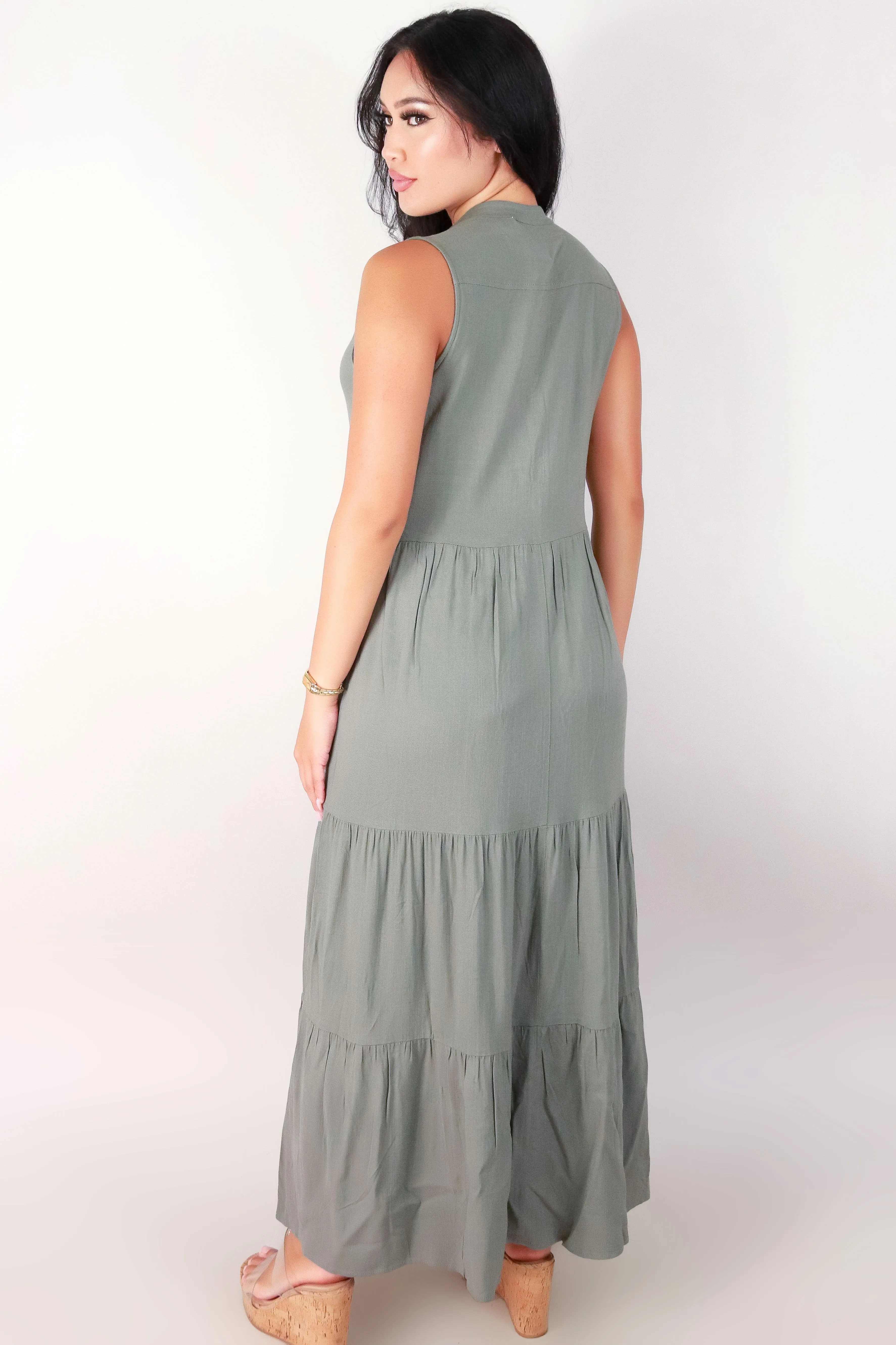 SLEEVELESS TIERED MAXI DRESS