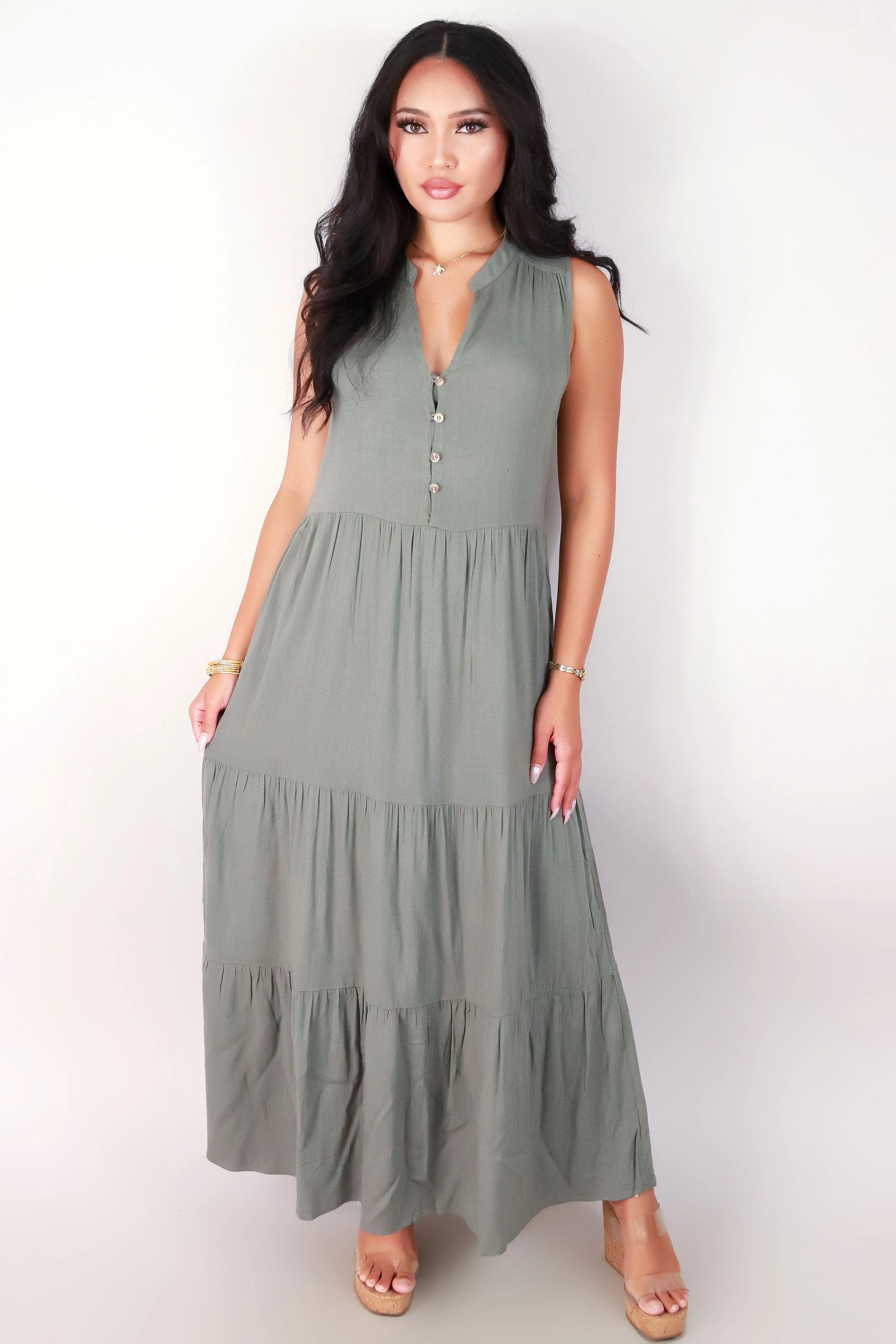 SLEEVELESS TIERED MAXI DRESS