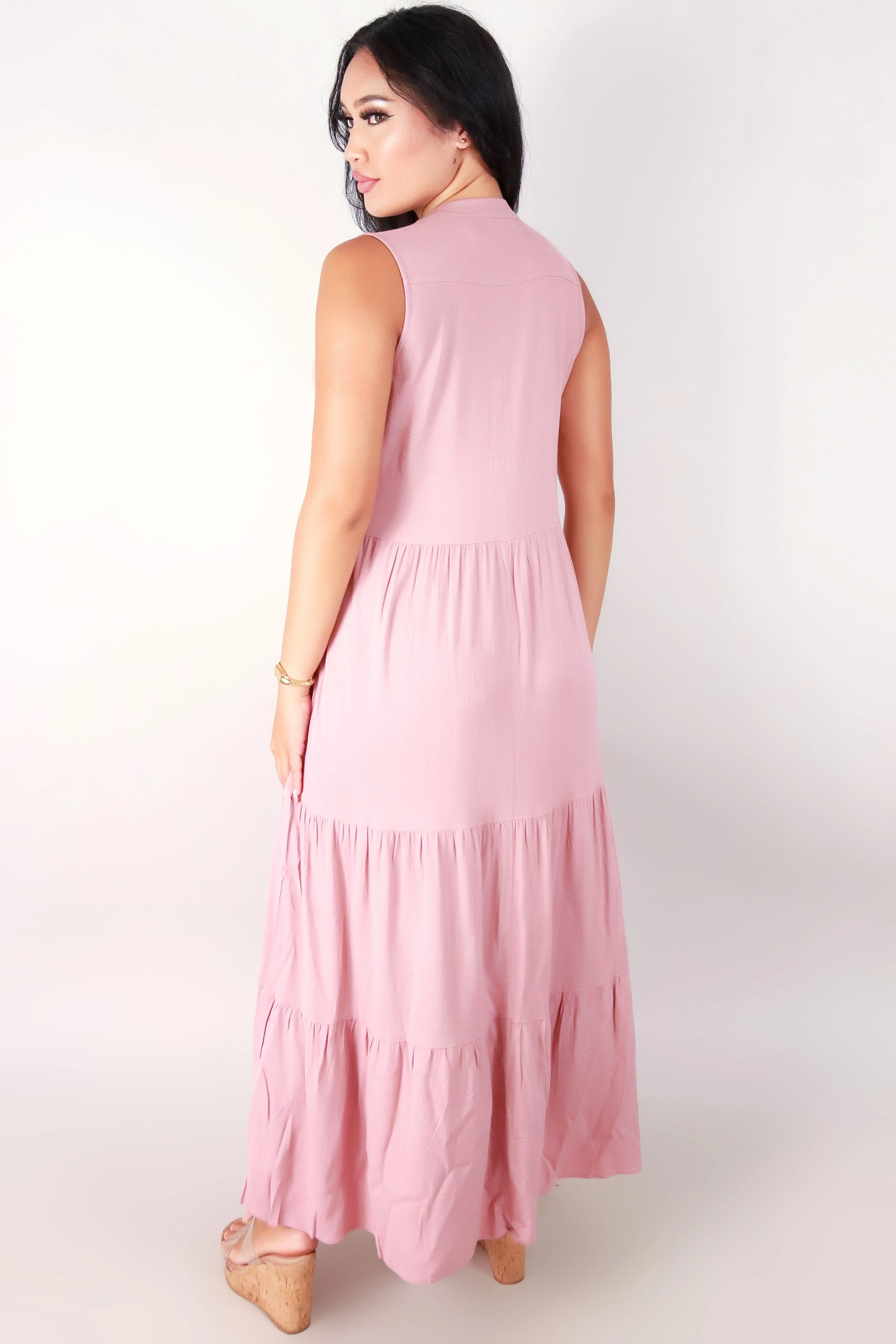 SLEEVELESS TIERED MAXI DRESS