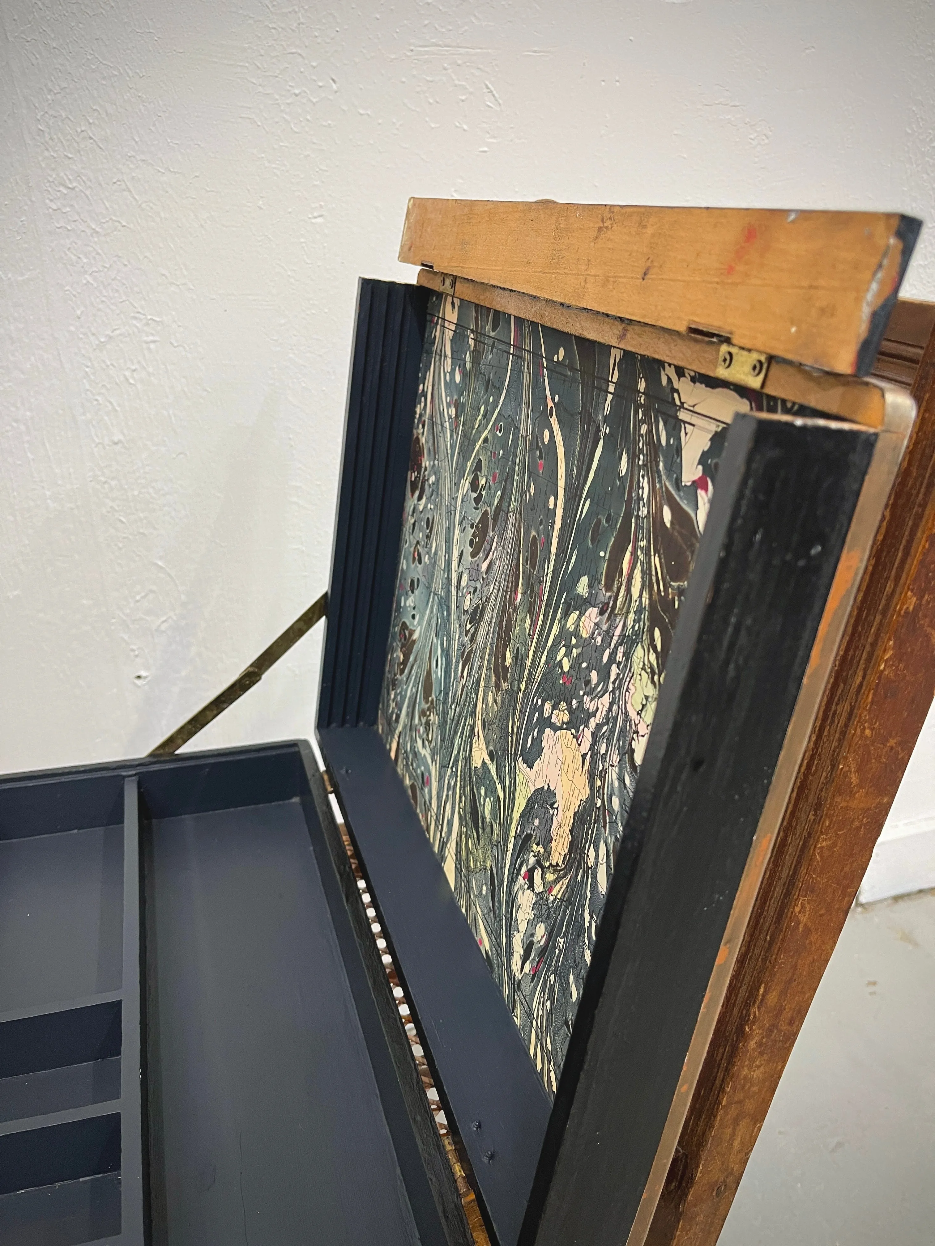 The Hex Petal Customized Vintage Painters Box
