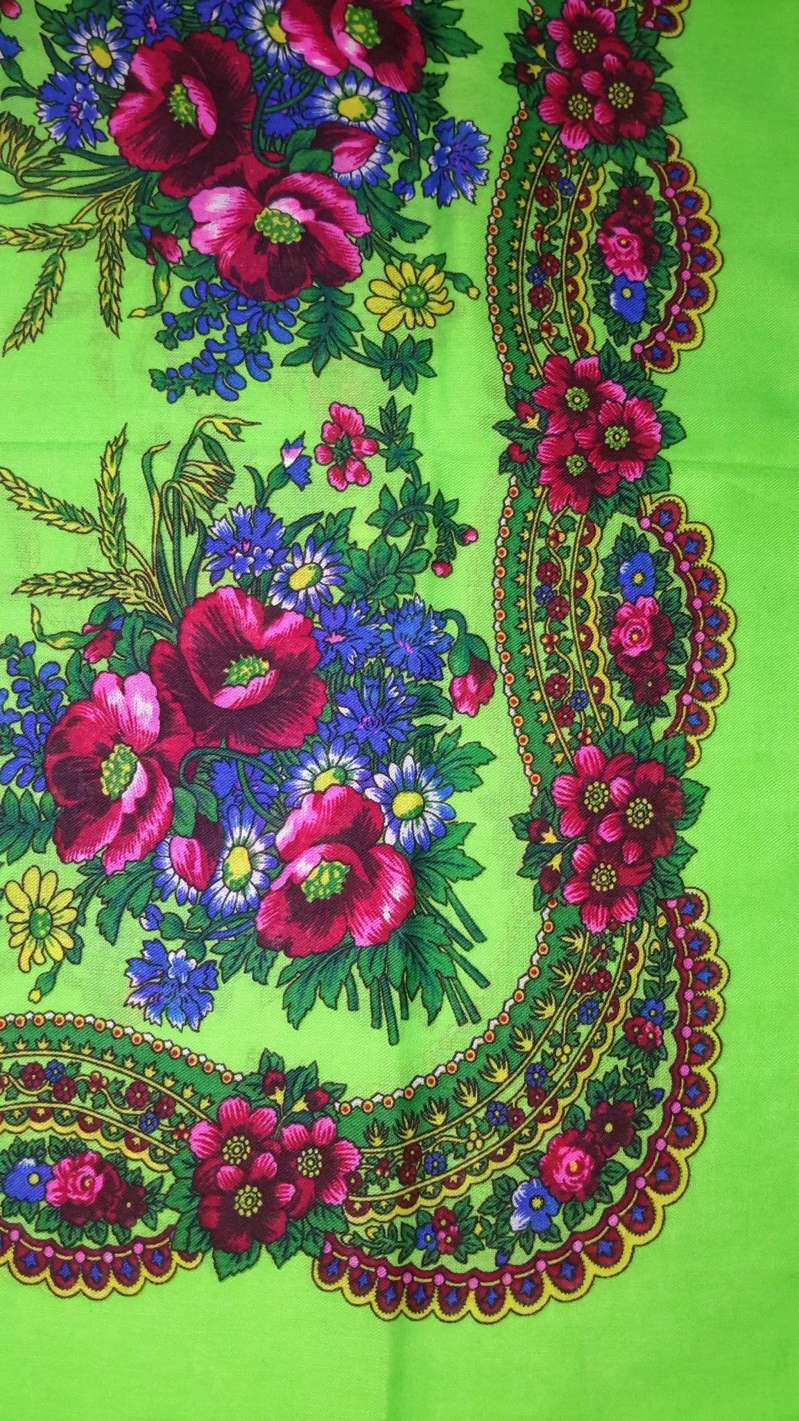 Traditional Polish Ukrainian Folk Cotton Head Scarf - Bright Green