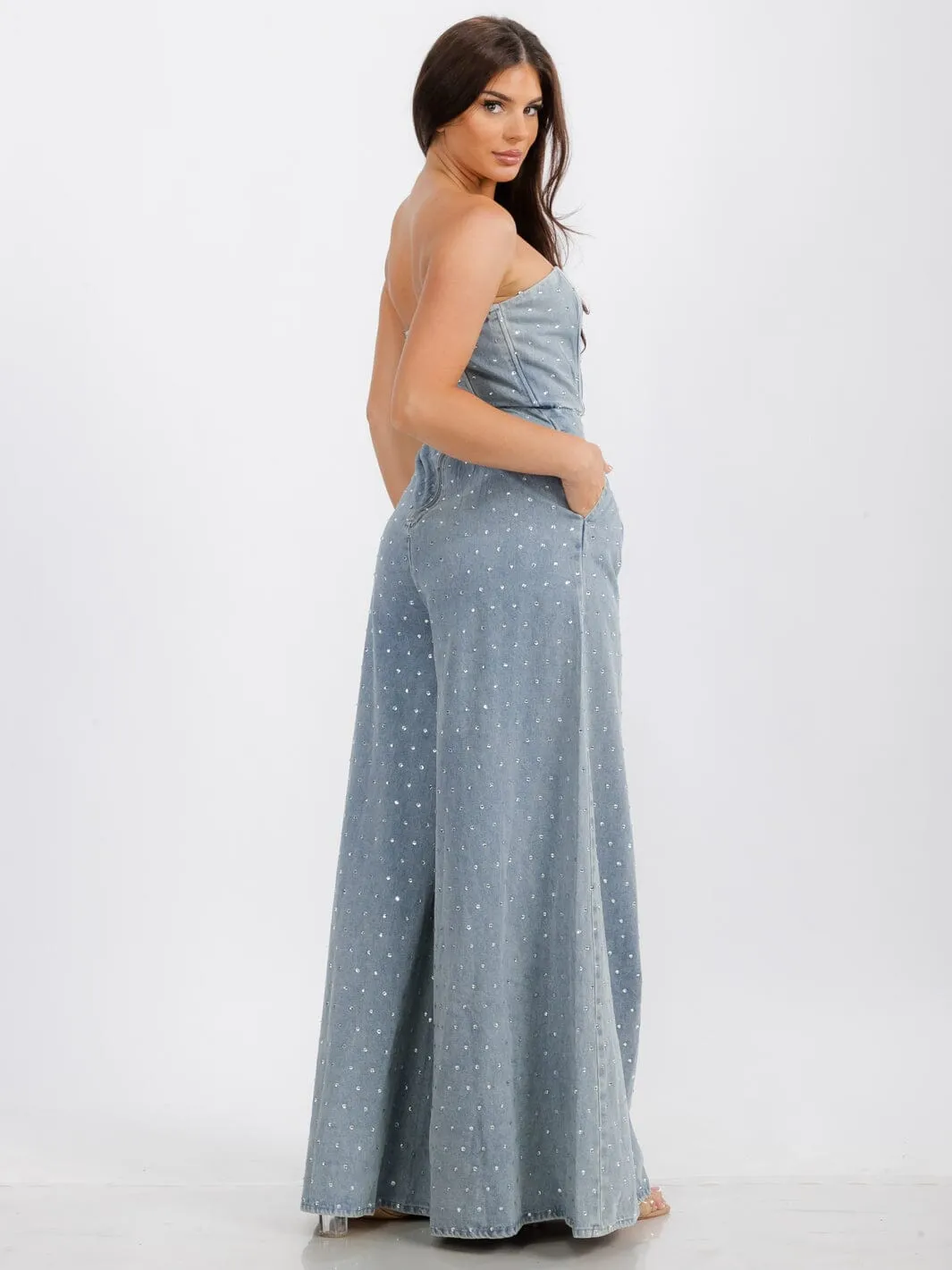 WOMEN'S SLEEVELESS FRONT POCKETS WIDE LEG STUDS DETAILED DENIM JUMPSUIT