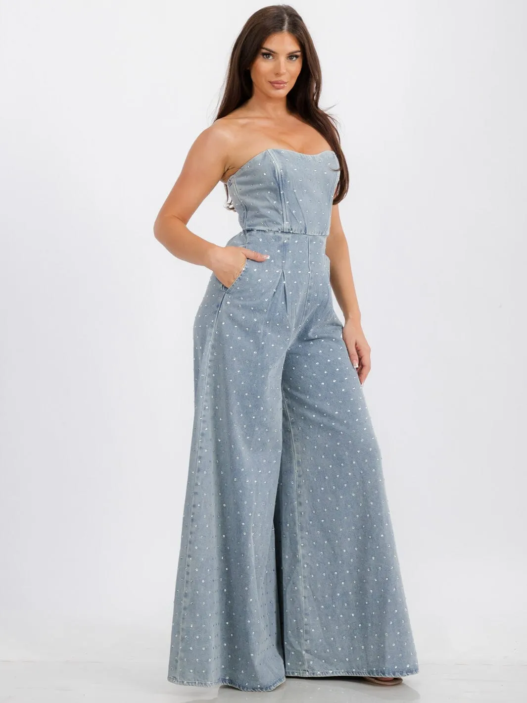 WOMEN'S SLEEVELESS FRONT POCKETS WIDE LEG STUDS DETAILED DENIM JUMPSUIT